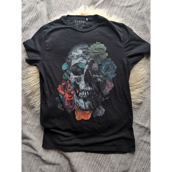 Guess Skull & Colorful Roses Graphic Short Sleeve T-Shirt Black Women’s Sz SMALL - Picture 2 of 5